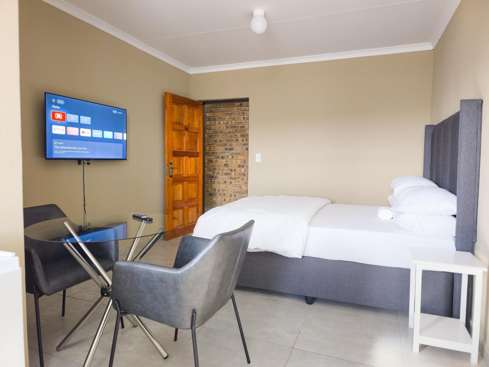 Cosmo Sleepover Roodepoort Ngoại thất bức ảnh