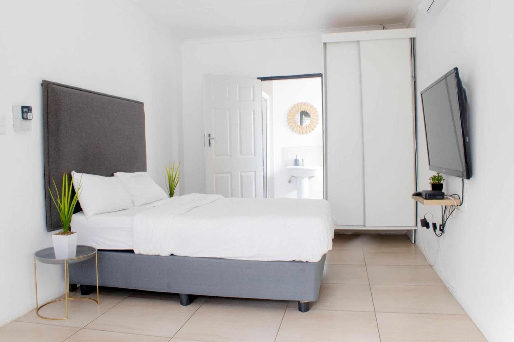 Cosmo Sleepover Roodepoort Ngoại thất bức ảnh